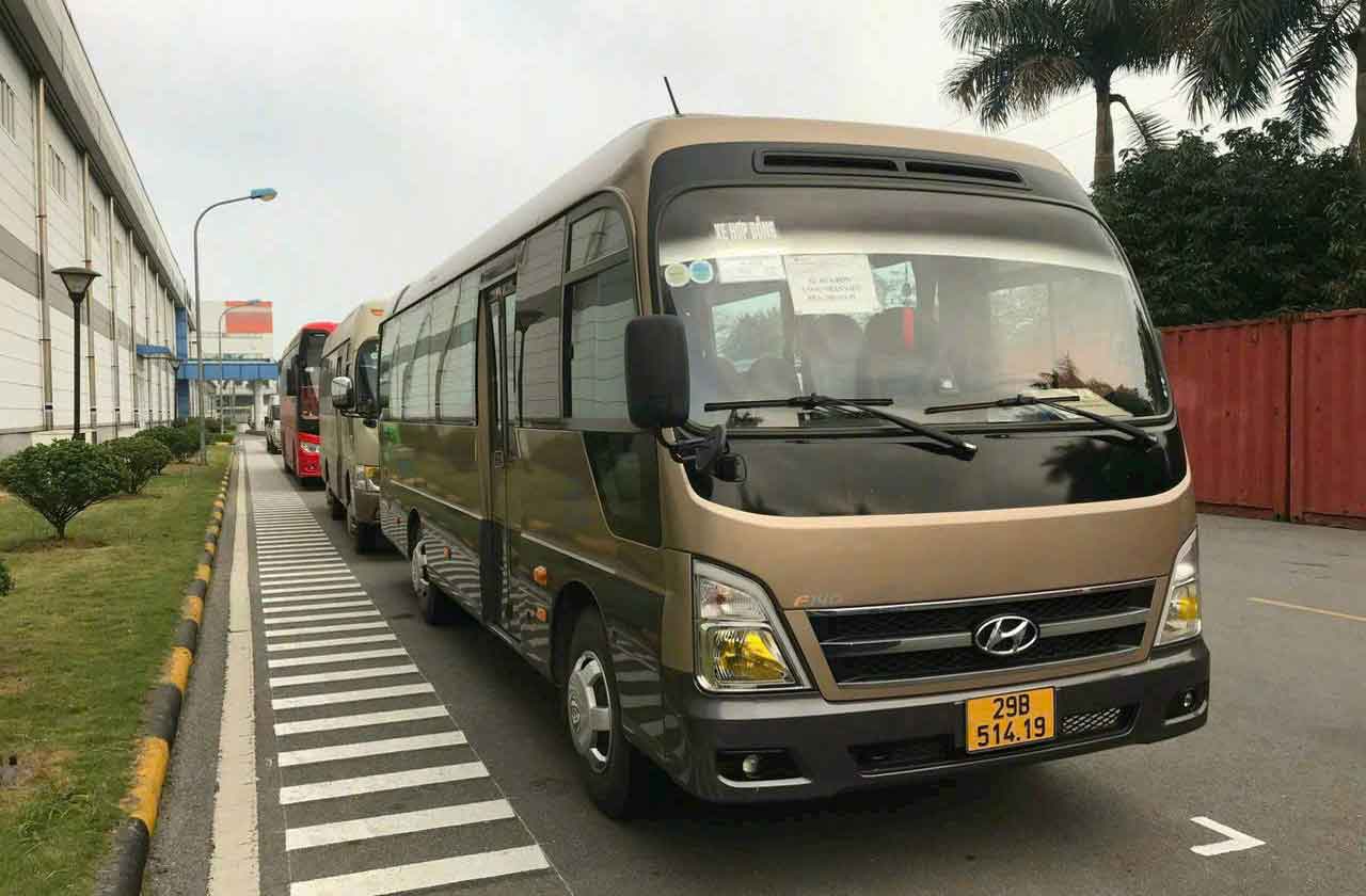 Công ty Today cho thuê xe du lịch 29 chỗ trọn gói giá rẻ